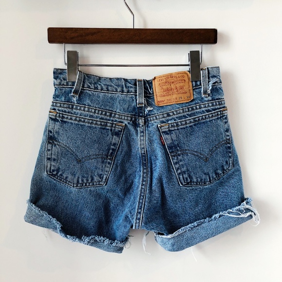 LEVI VINTAGE HIGHWAISTED DENIM SHORTS - Picture 2 of 7
